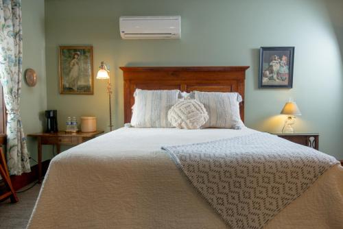 Inn at Cedar Crossing - image 4