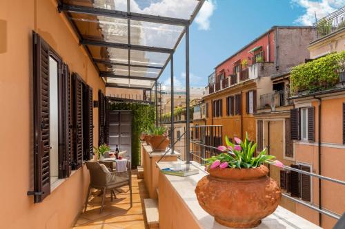 Lovely Home Spanish Steps with Balcony