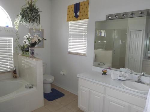 WR102 villa - image 3