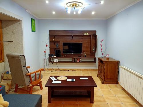 4 bedrooms house with furnished terrace and wifi at Carboeiro de Francia
