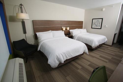 Holiday Inn Express - McCook, an IHG Hotel