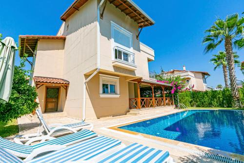 Foto - Paradise Town Villa Hadrian 100 MBPS free wifi