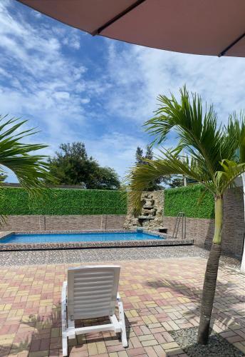 . Hostal Sumpa by La casa de Luis