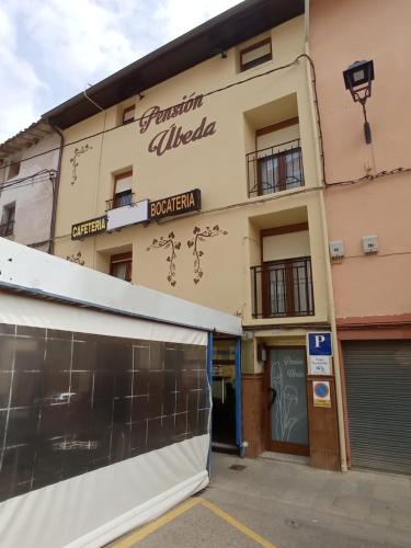 Pensión Úbeda Fuenmayor La Rioja - Alojamiento cerca de Laguardia y Logroño
