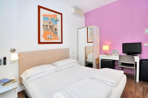 Hotel Nederland - image 11