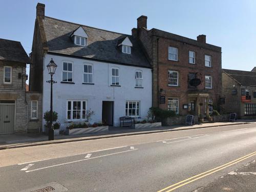 The Ilchester Arms Hotel, Ilchester Somerset