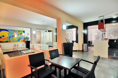 Hotel Nederland - image 3