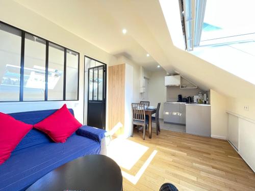 photo chambre Appartements de la Vallée - RER C 500 m