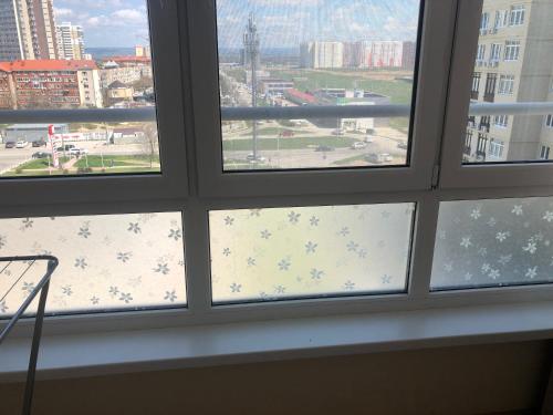 Апартаменты Ленина 180А к8 - image 3