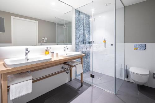 296333694 Holiday Inn Gdansk - City Centre by IHG