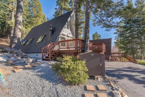 Dancing Bear by AvantStay - Newly Remodeled A Frame in Talmont! Big Views!