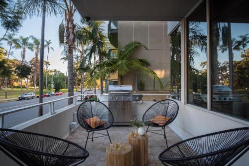 Balboa by AvantStay - Sleeps 20! Condo w/ Views in DT San Diego - image 9