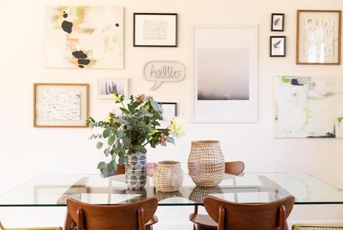 Marilyn - Mid Century Modern Desert Escape