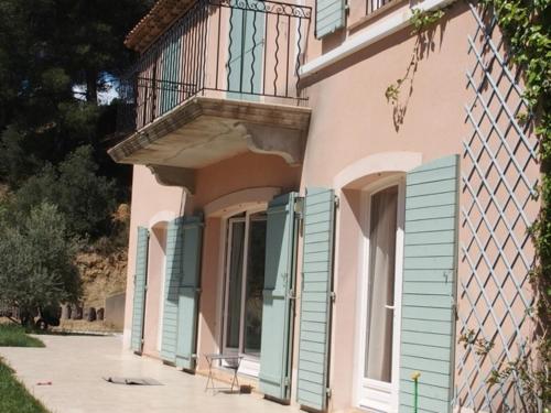 Superbe Villa à 10min de Aix en Provence gîte à louer Les Bonfillons