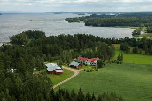 Karvisen Kissanpäivät Joensuun lähellä, North Karelia