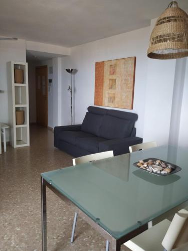  Apartamento Con Preciosas Vistas Al Mar,WIFI y piscina de temporada in Canet de Berenguer