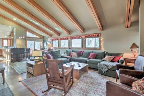 Carson by AvantStay - Cabin in the Heart of Alpine Meadows! - image 2