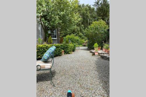 The Schoolhouse Cottages peaceful and quiet retreat with log burner in Фреші