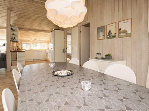 6 person holiday home in Blokhus