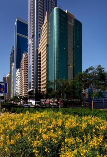 Näkymä ulkoa, Number One Tower Suites Hotel in Sheikh Zayed Road