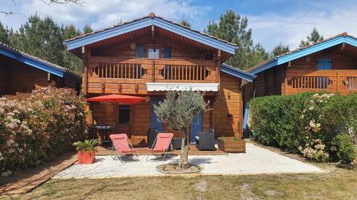 CHALET ENTRE CONTIS ET MIMIZAN PLAGE - Piscine chauffée et balnéothérapie - Location saisonnière - Bias