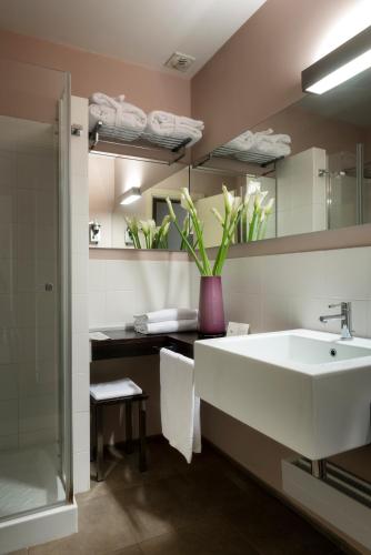 HC3 Hotel - image 13