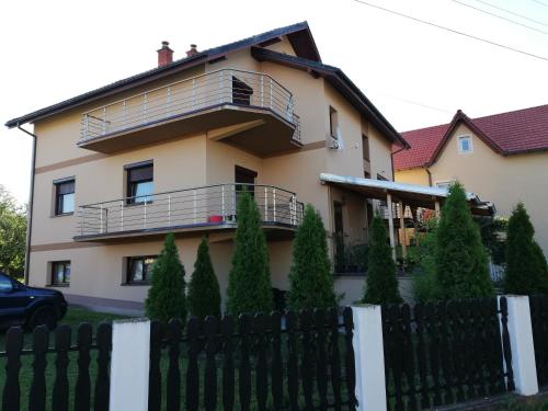 Apartmani Tvins