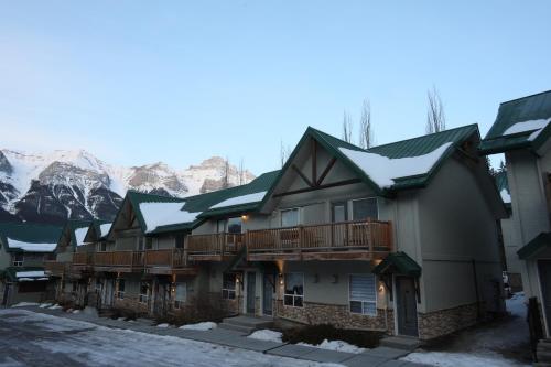 Banff National Park Wood lodge