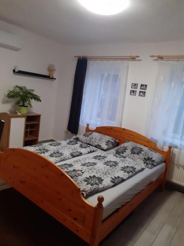 Oázis Apartman - Location saisonnière - Sárospatak