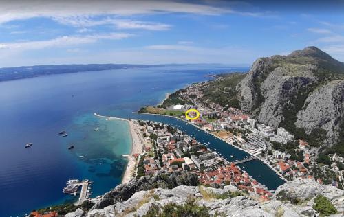 Luxury apartment OMIS