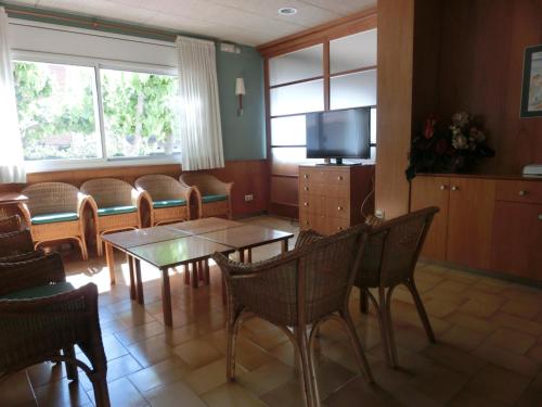 Hotel Can Català - image 6