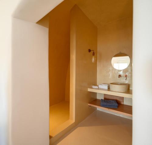 Canvas Suites - image 13