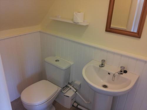 Auld Cross Keys Inn - image 4