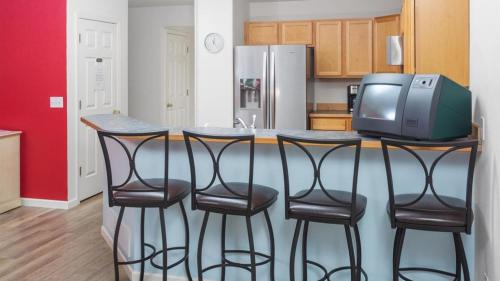 OceanView Townhouse - image 14