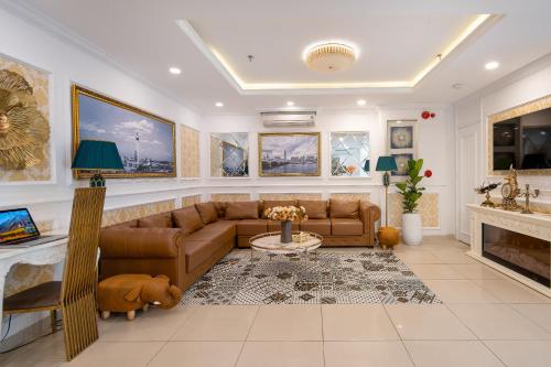 Shared lounge/TV area, Bella Merry Hotel in Da Nang