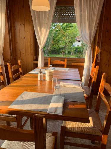 Ételek és italok, Hotel Garni Delle Rose in Dro