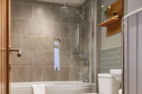 The Millstone Mellor - image 5