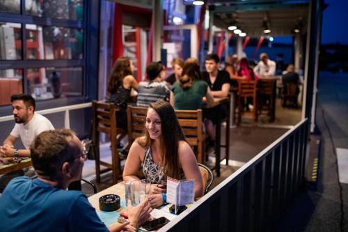 餐廳, FairSleep Avia Motel Gmund in 格蒙德