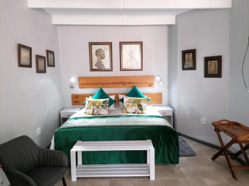 1 queen bed