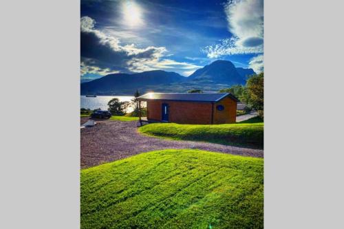 Bothan Dubh Self Catering Cabin
