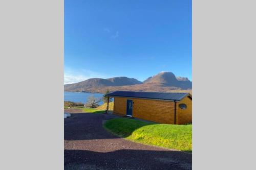 Bothan Dubh Self Catering Cabin