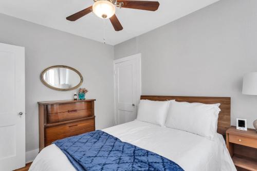 Gorgeous Home Near the Zoo & Forest Park