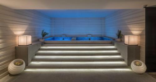 Pezsgőfürdő, Aber Al Takhassui in Al Hada