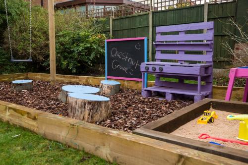 Chestnut Grove Bed And Breakfast in Norwich International Airport