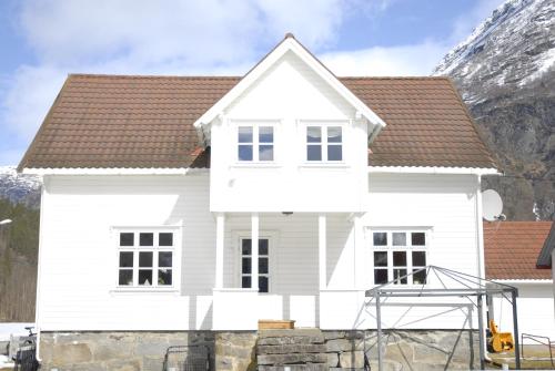 . Comfortable house in quiet area