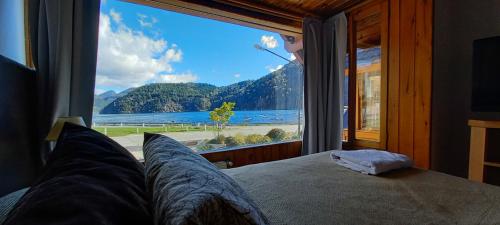 3 bedrooms, 4 beds