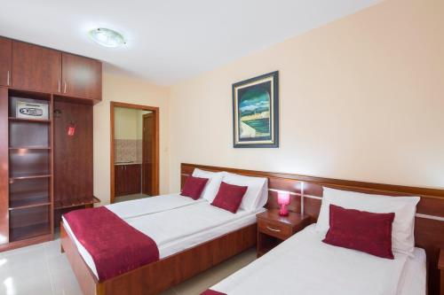 Apartmani Salus - image 2