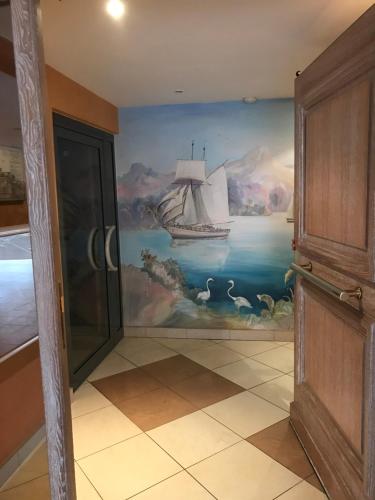 Exterior view, Le chevrefeuille near Les Voiles Saint Raphael