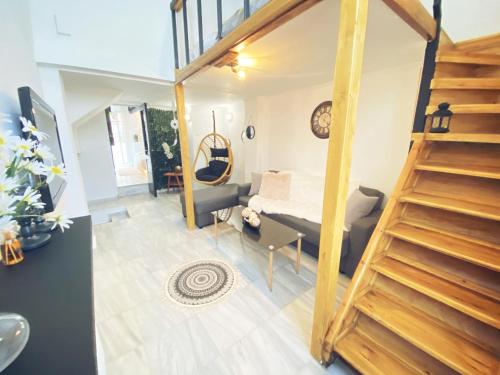 Thisio Loft - image 10