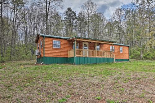 . Bidwell Cabin with Deck Trail and Creek Access!